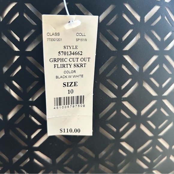 WHBM Black & Cream Cut Out Skirt. Size 10 - Picture 5 of 5